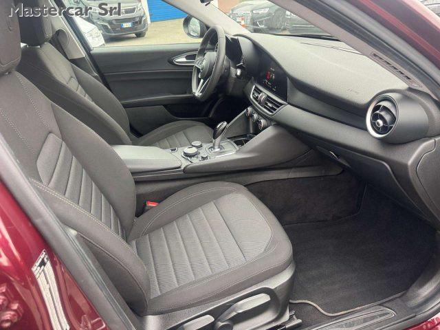 ALFA ROMEO Giulia Giulia 2.2 t Business 150cv auto tg : FP731AS