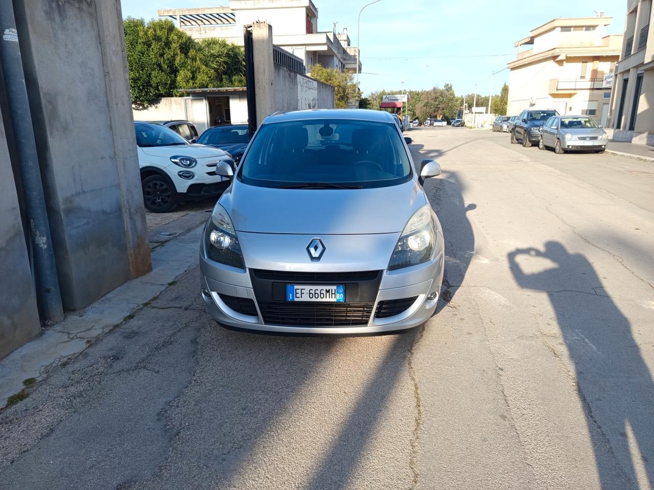 Renault Scenic X-Mod 1.5 dCi 110CV