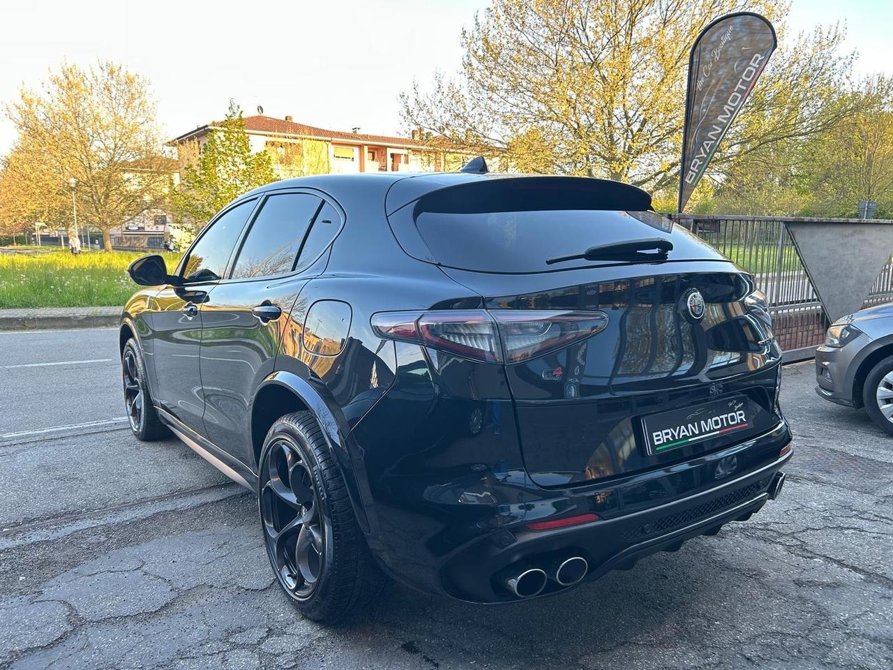 Alfa Romeo Stelvio 2.9 Bi-Turbo V6 510 CV AT8 Quadrifoglio