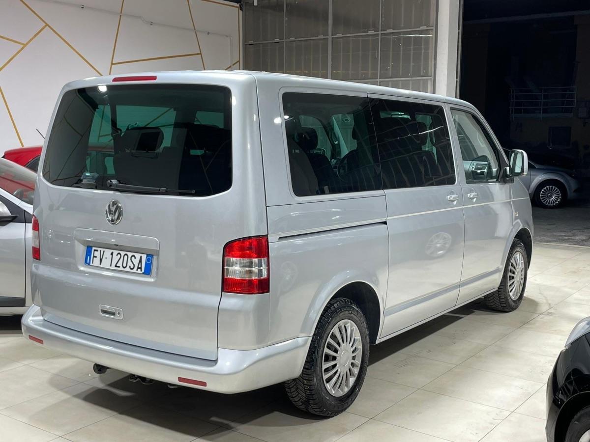 VOLKSWAGEN - T5 Caravelle 2.5 TDI 9 posti