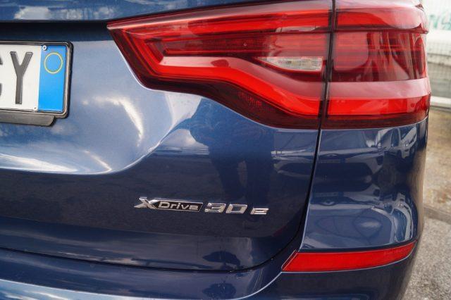 BMW X3 xDrive30e Luxury Line