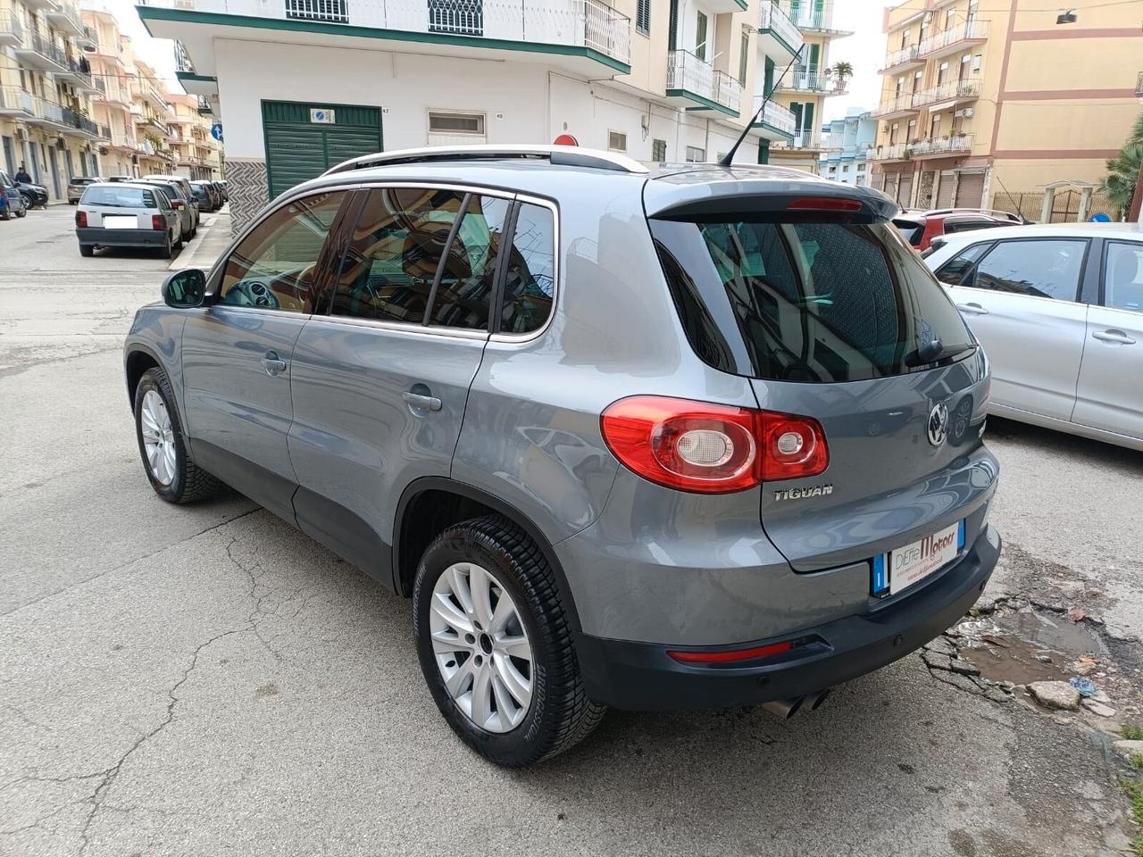 Volkswagen Tiguan 2.0 TDI DPF 4MOTION DSG Sport & Style