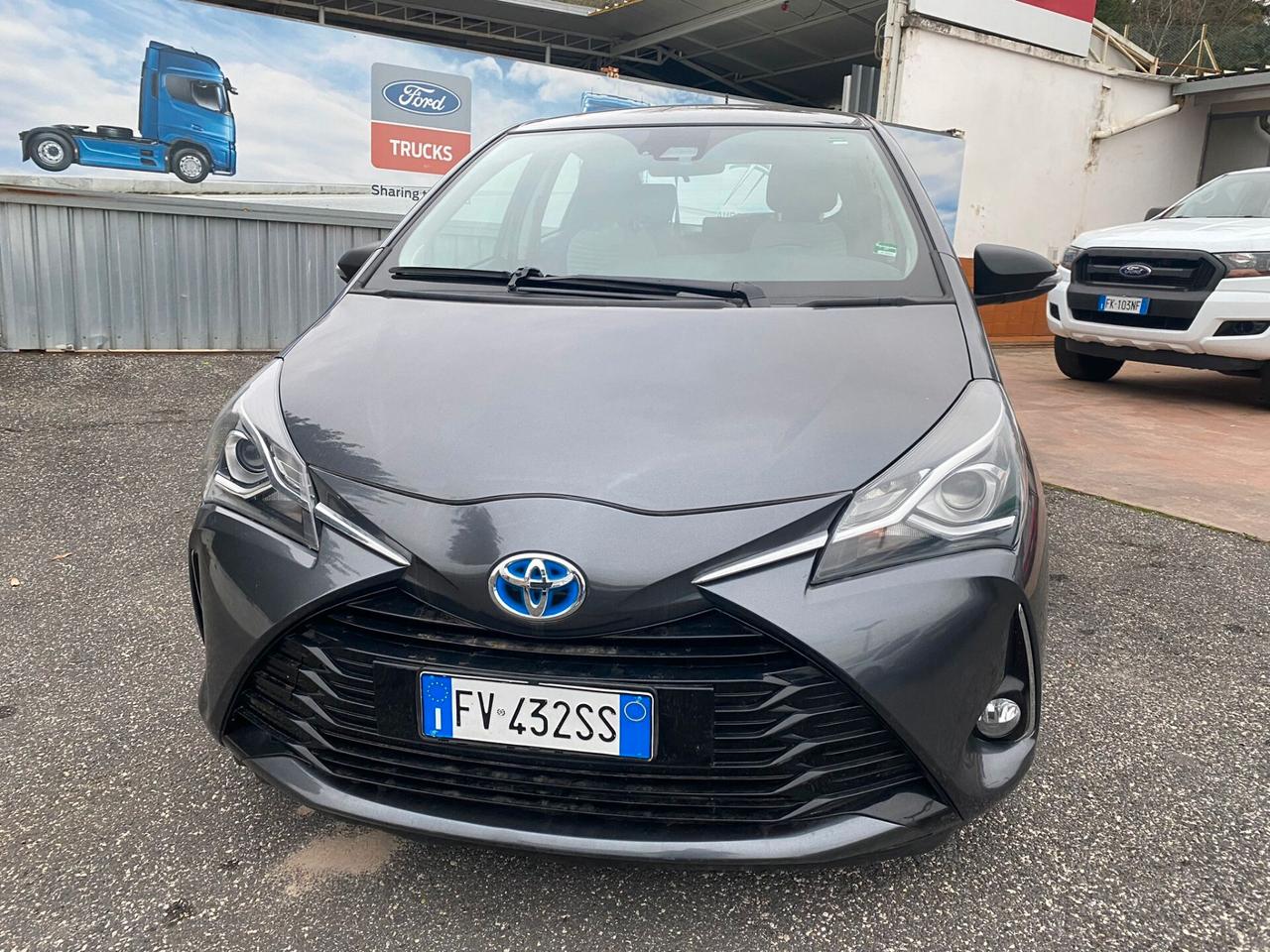 Toyota Yaris 1.5 Hybrid 5 porte Business