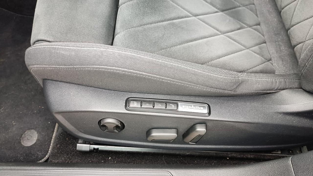 Volkswagen Golf 1.5 TSI EVO ACT Style