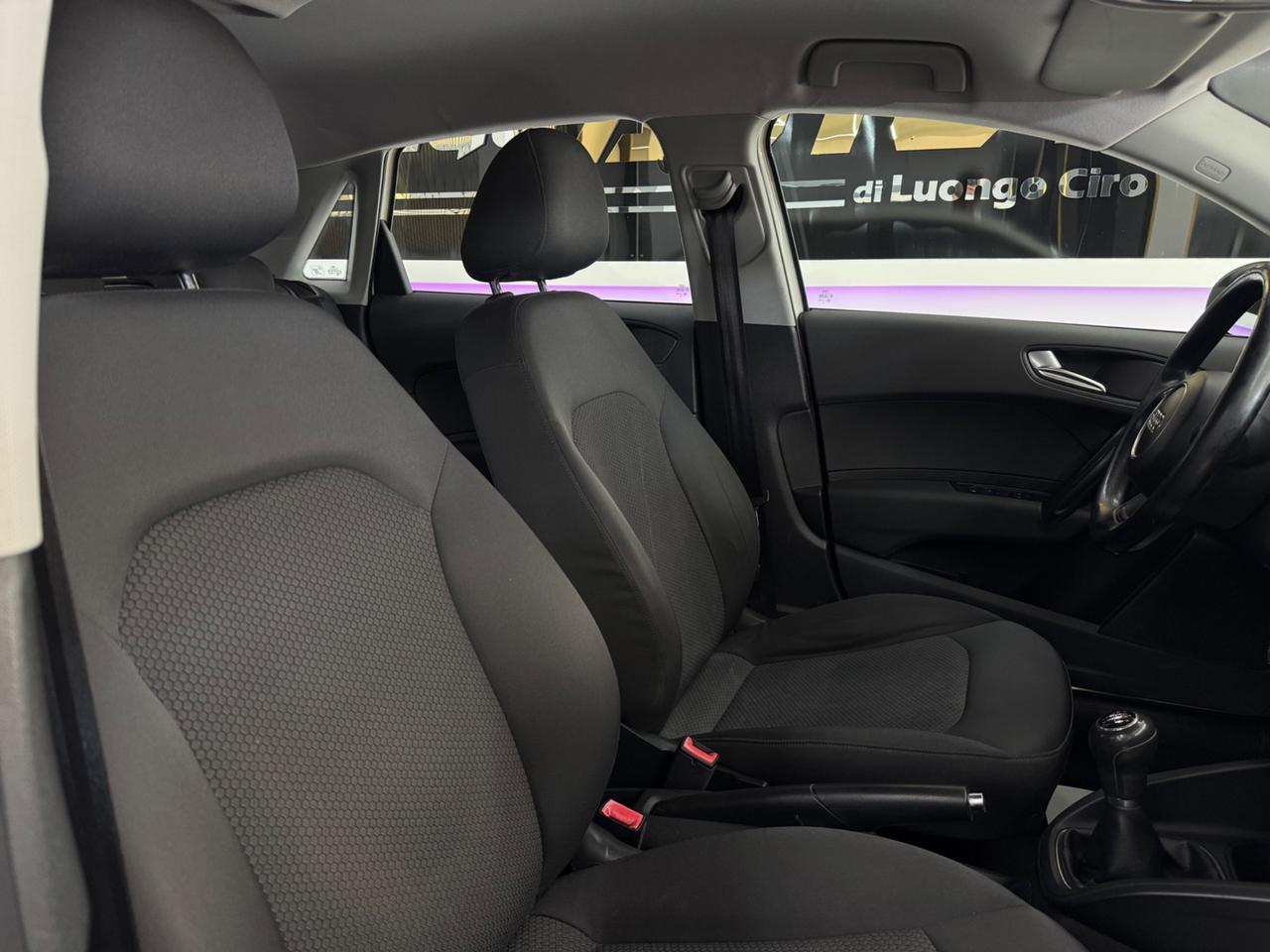 Audi A1 1.2 TFSI Admired Full Optional