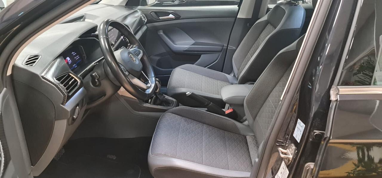 Volkswagen T-Cross 1.6 TDI DSG SCR Advanced BMT