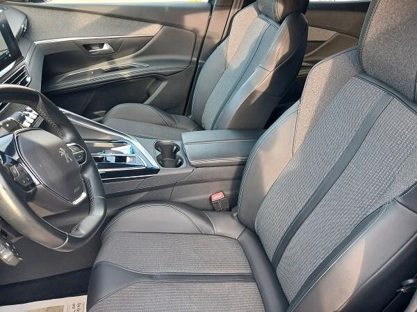 PEUGEOT 3008 1.5 BlueHDI 130 CV S&S EAT8 ALLURE PACK