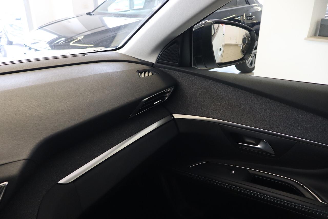 Peugeot 5008 1.5 BLUEHDI 130 CV 7 POSTI ALLURE PACK EAT8 CATENA 8 mm