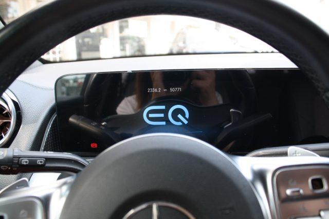 MERCEDES-BENZ EQB 250 Sport Plus