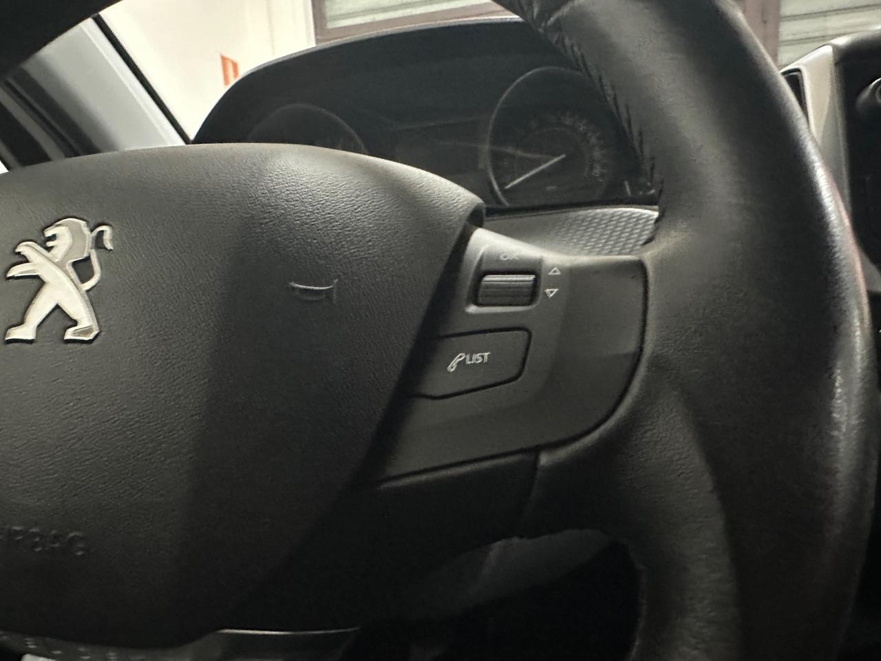 PEUGEOT 2008 1.2 PureTech (82) 5.p Active 2016