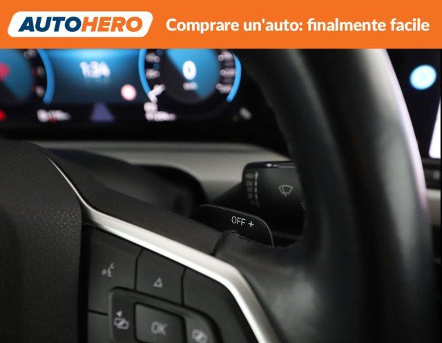 VOLKSWAGEN Golf Variant 1.0 eTSI EVO DSG Life