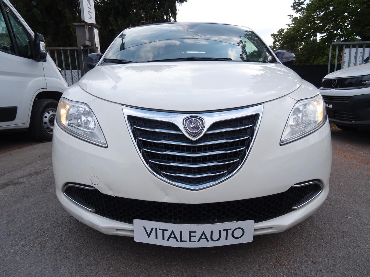 Lancia Ypsilon 1.2 69 CV 5p Platinum TETTO APRIBILE