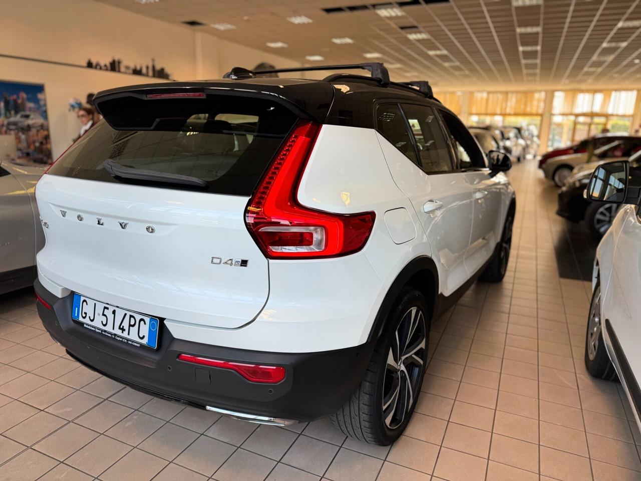 Volvo XC40 D4 AWD Geartronic R-design