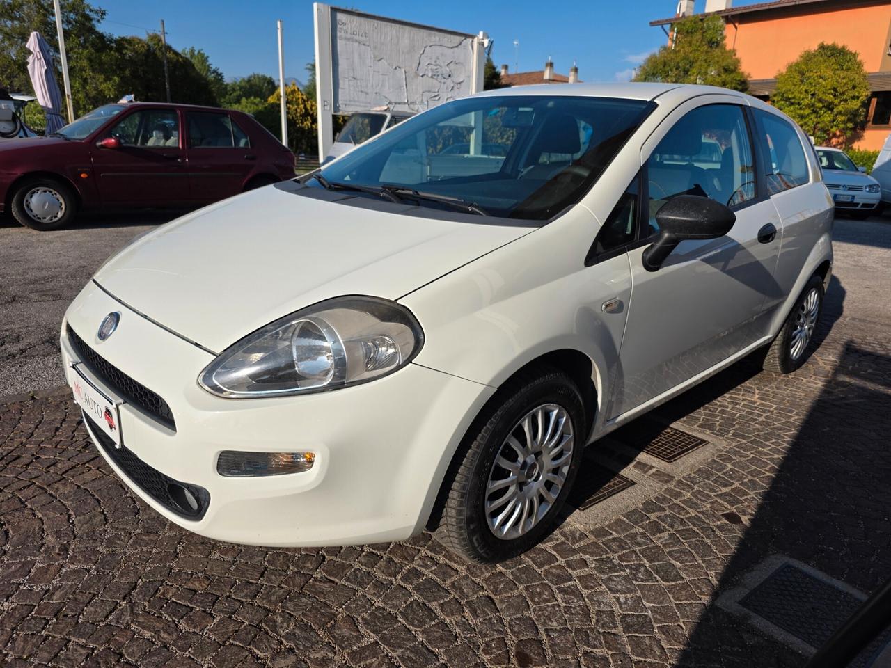 Fiat Qubo 1.3 MJT 75 CV Autocarro Van 4 posti con 287.000km