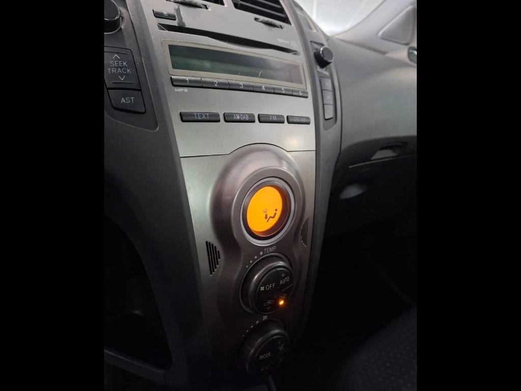 Toyota Yaris 5 Porte 1.3 Sol