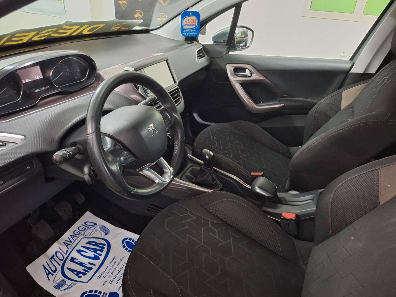 Peugeot 2008 1.6 e-HDi 92 CV Stop&Start Allure