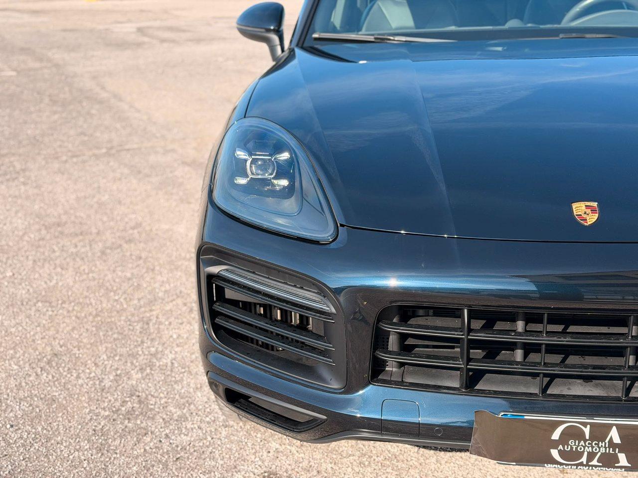Porsche Cayenne 3.0 e-hybrid tiptronic