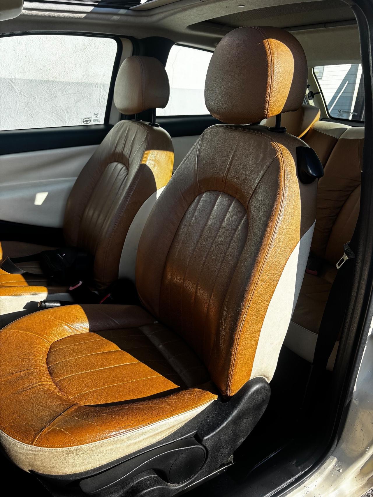 Lancia Ypsilon 1.2 16V Platino