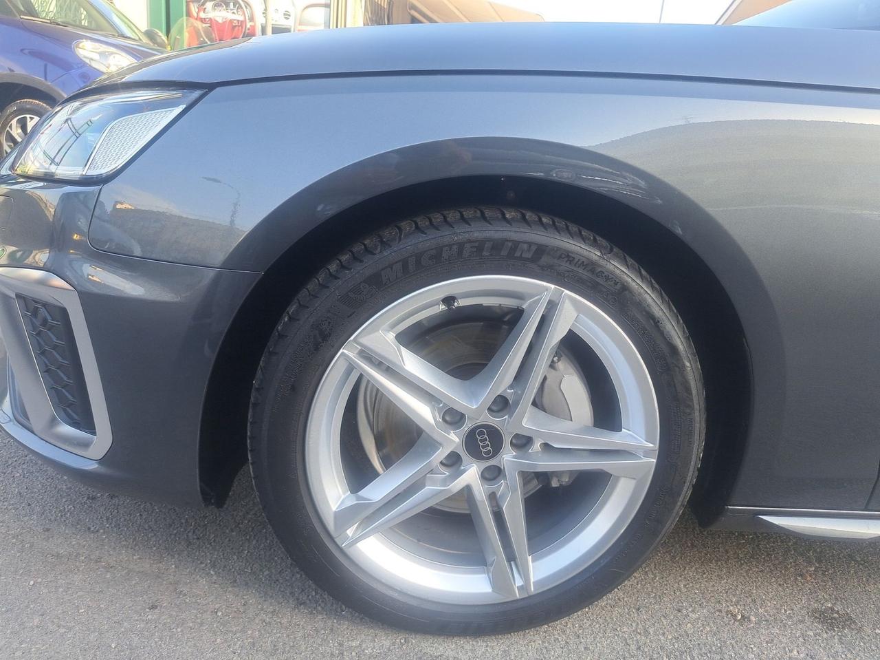 Audi A4 Avant 40 TDI S tronic S line edition
