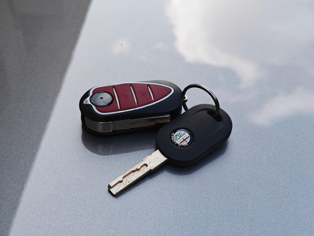 Alfa Romeo Giulietta 1.4 BENZINA-GPL 120cv / Unipro