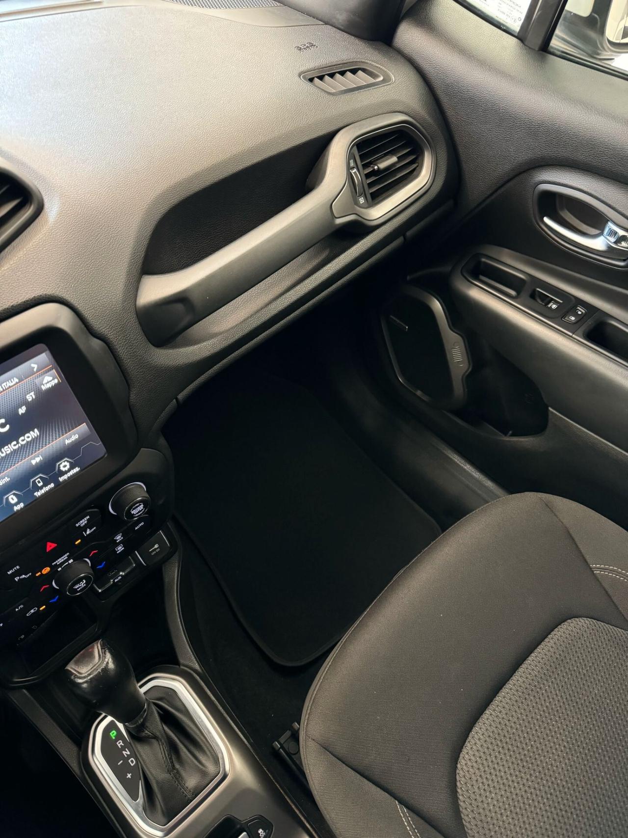 Jeep Renegade 1.6 Mjt DDCT 120 CV S