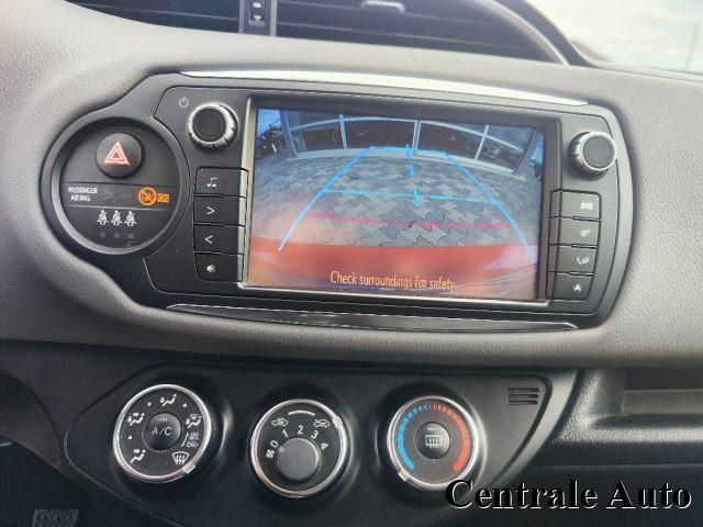 TOYOTA Yaris 1.0 5 porte Lounge