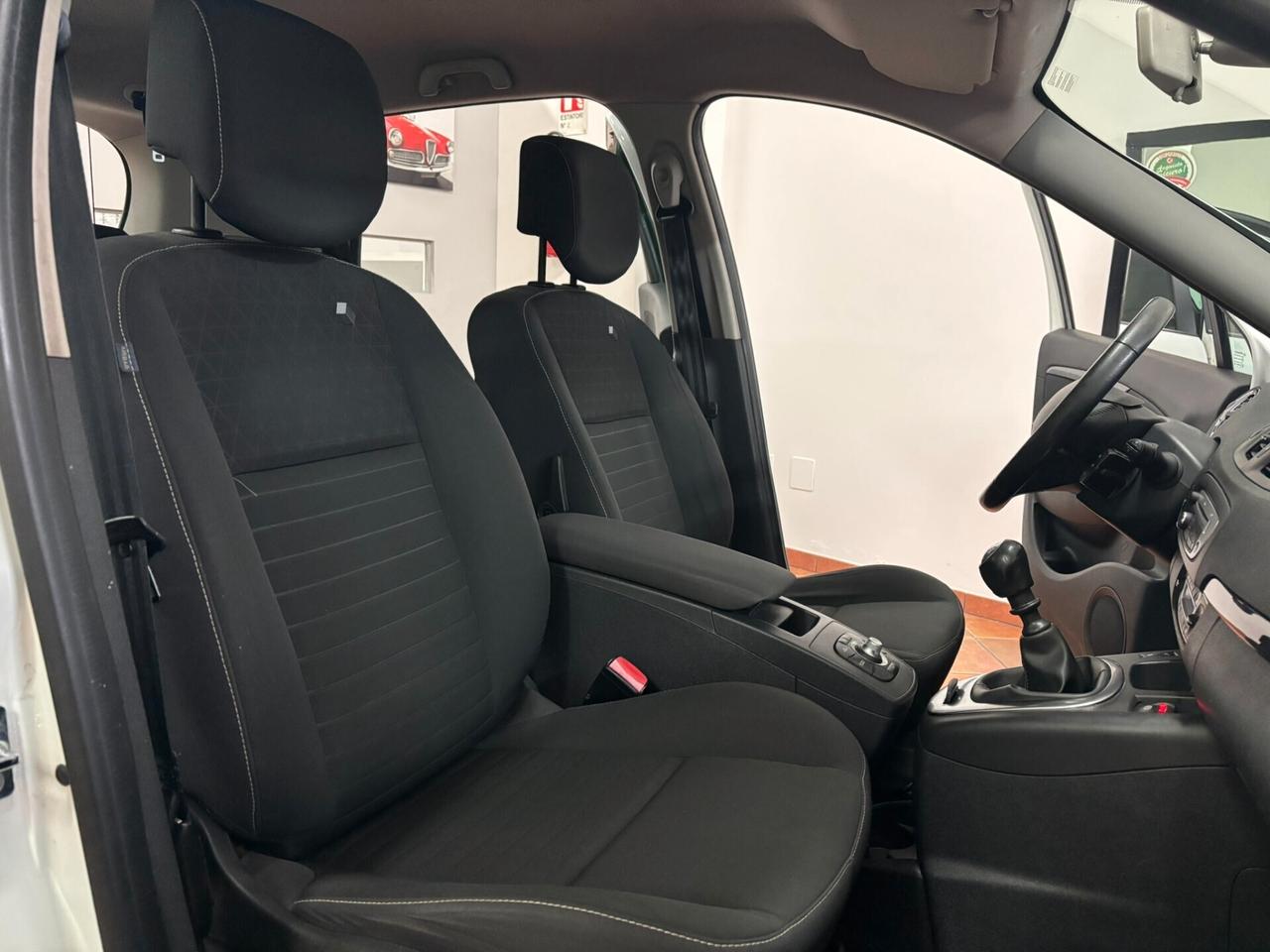 RENAULT SCENIC X-MOD 2015 DIESEL