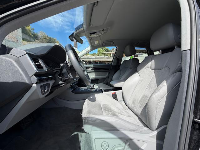 AUDI Q5 50 TFSI e quattro S tronic Business Design PHEV