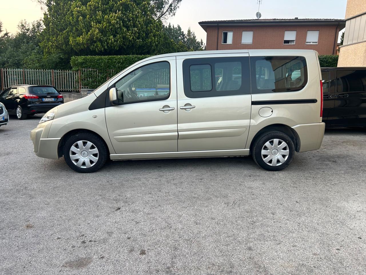 Citroen Jumpy 2.0 HDi/120 9 Posti Gancio Traino