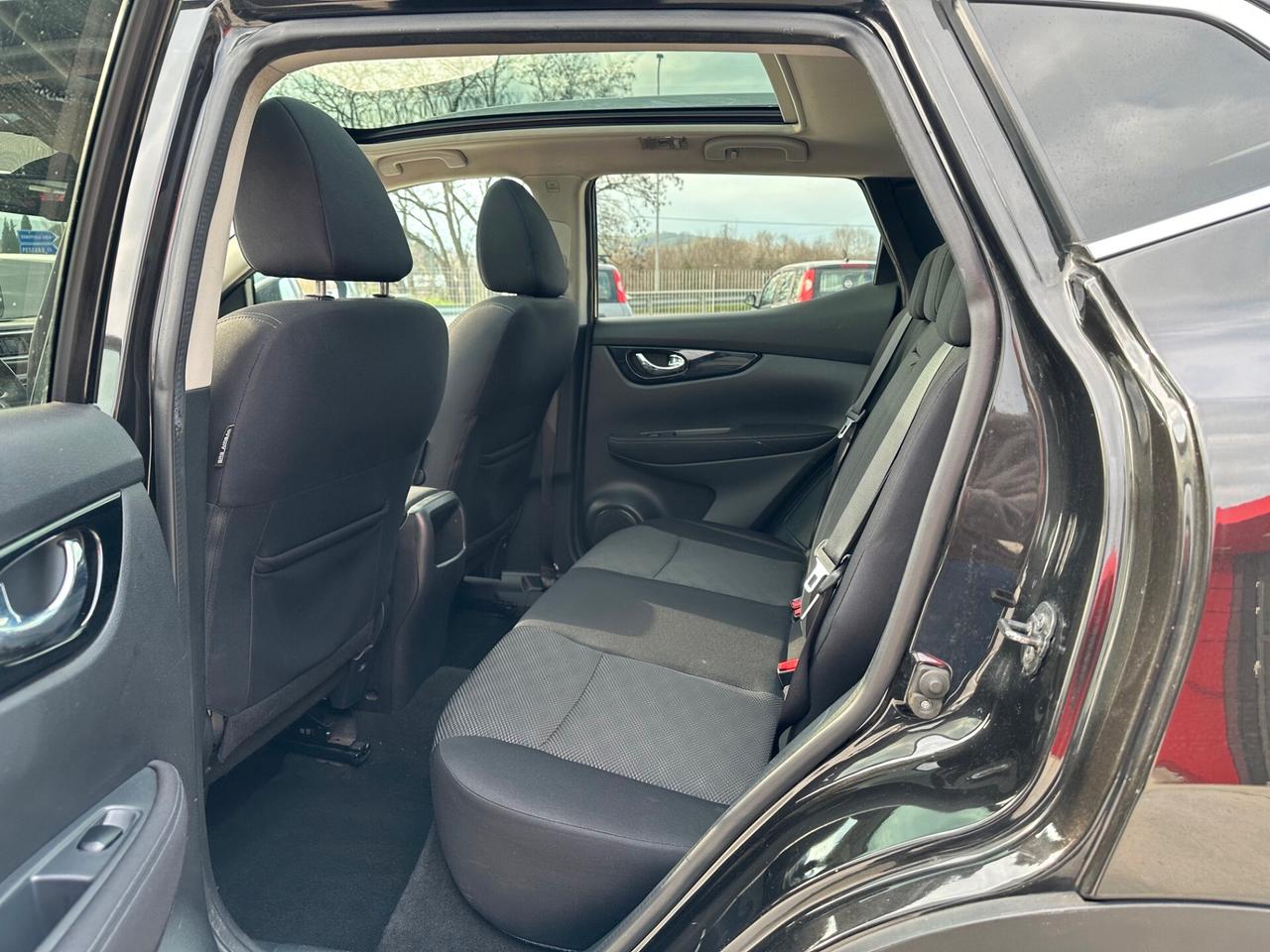 Nissan Qashqai 1.5 dCi N-Connecta 360°