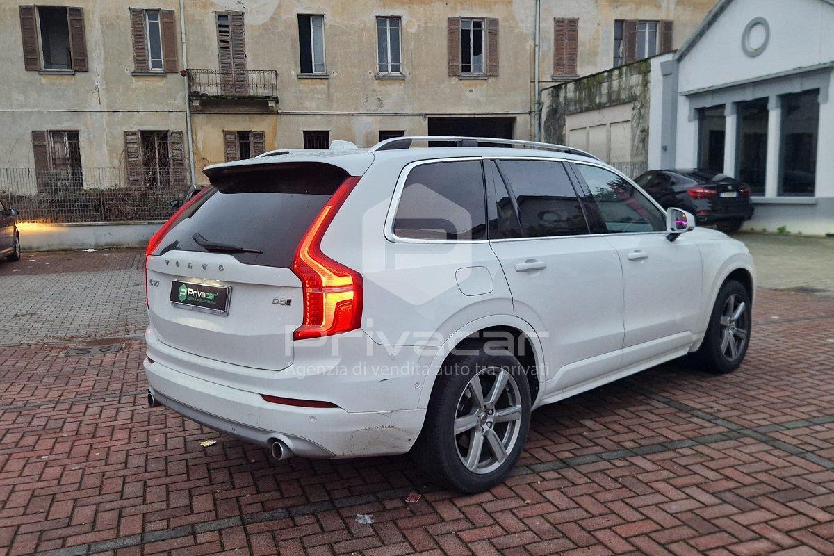 VOLVO XC90 D5 AWD Geartronic Momentum
