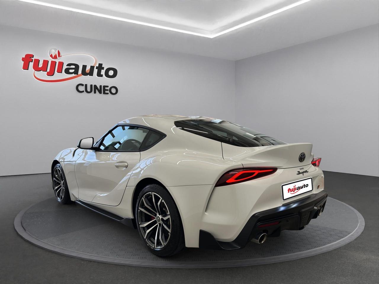 Toyota GR supra 2.0B Sport AT