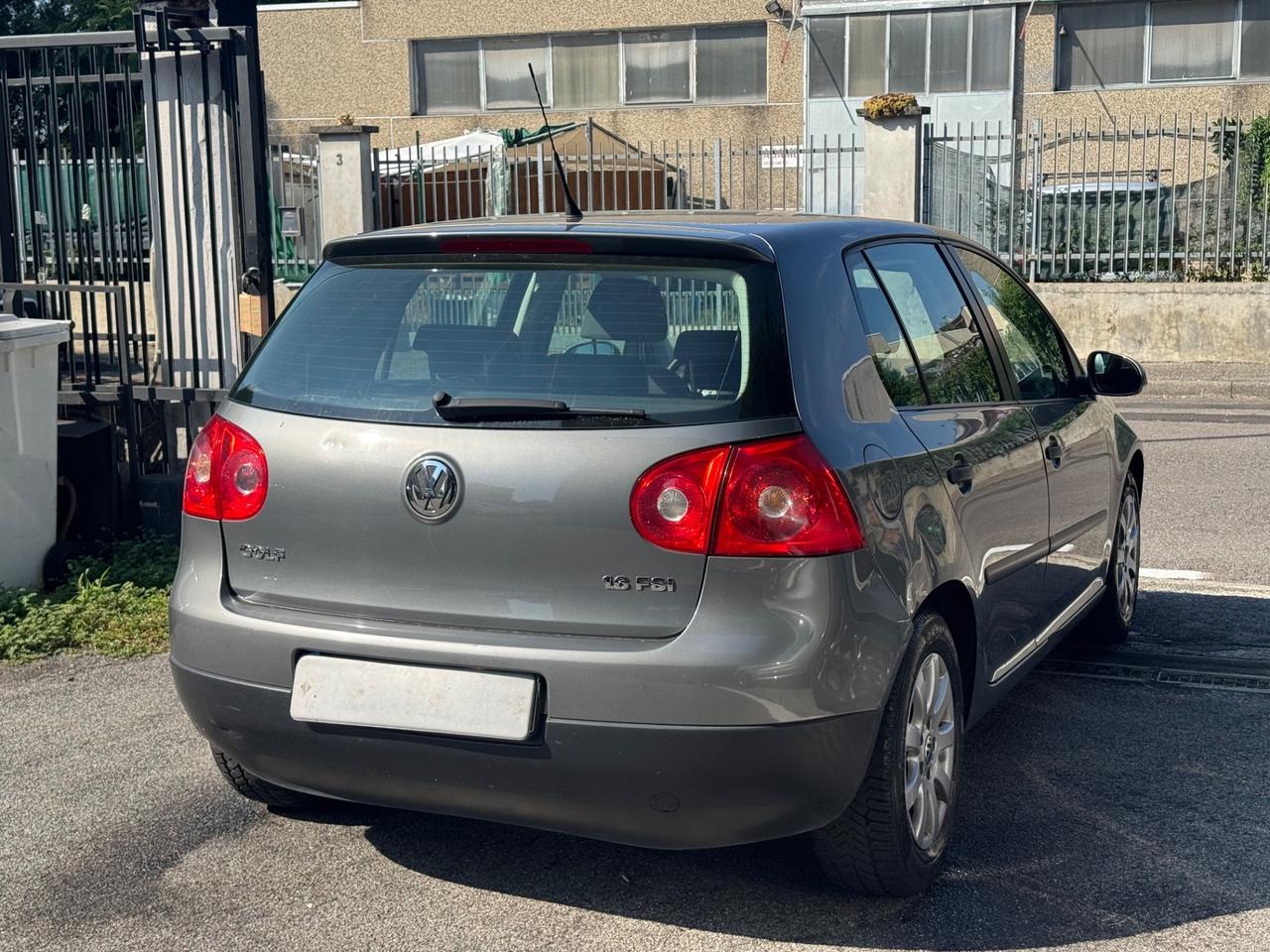 Volkswagen Golf 1.6 5p. Comfortline