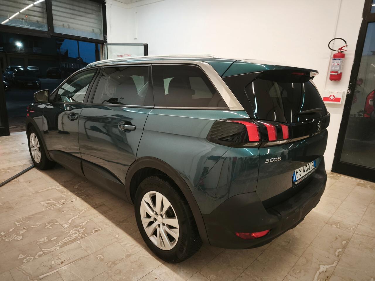 Peugeot 5008 Peugeot 5008 1.5 HDi 130 CV EAT8 Business