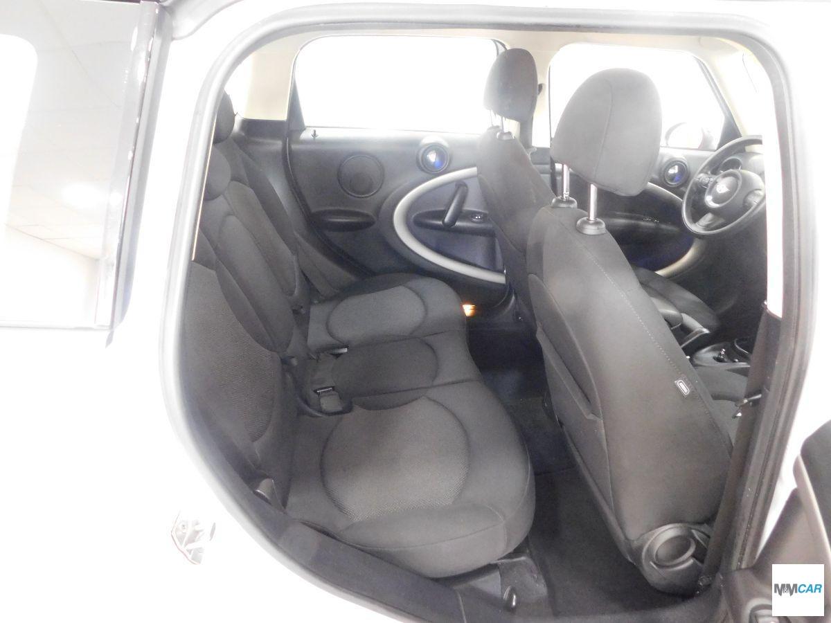 MINI - Countryman - Cooper D Business