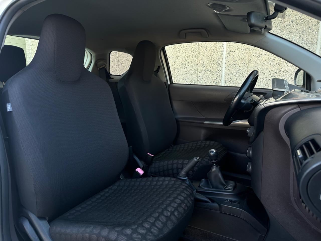 Toyota iQ 1.0
