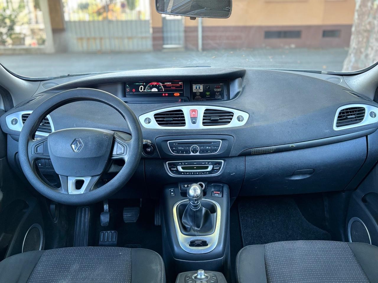 Renault Scénic X-Mod 1.5 dCi 110CV