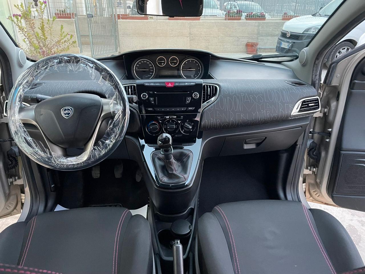 Lancia Ypsilon 1.2 ok neopatentati