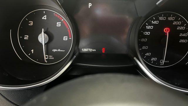 ALFA ROMEO Stelvio 2.2 Turbodiesel 210 CV AT8 Q4 Executive- PR VERO