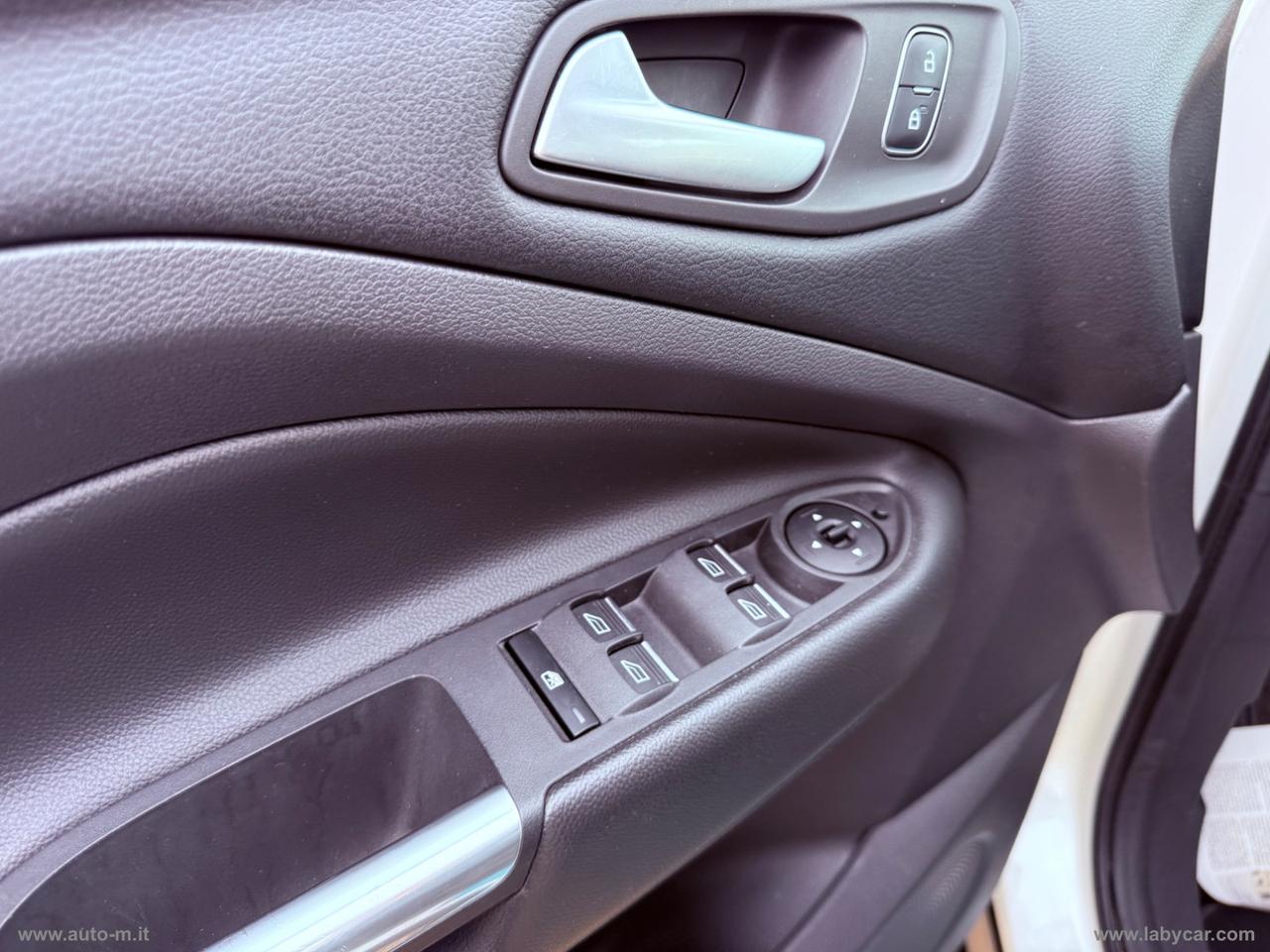 FORD Kuga 2.0 TDCI 150 CV S&S 2WD Titanium