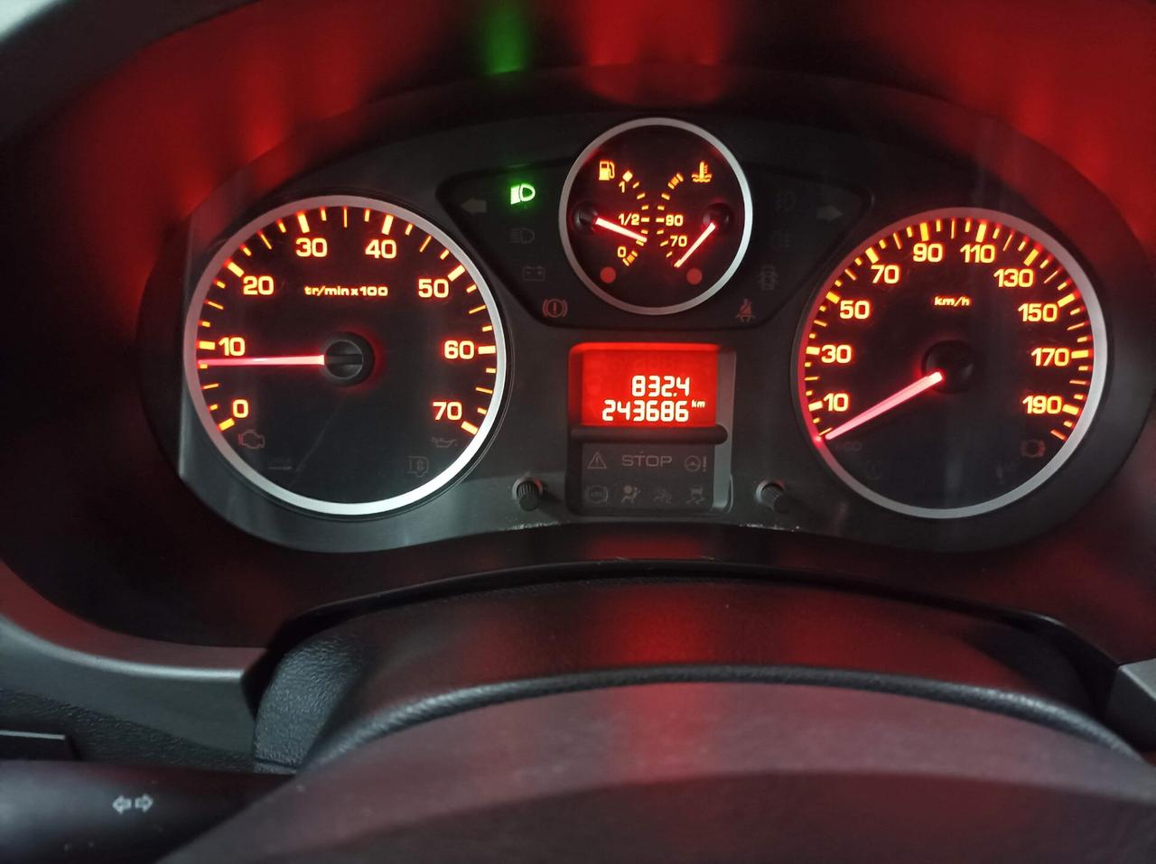 Citroen Berlingo Multispace BlueHDi 100 S&S XTR 06/2015