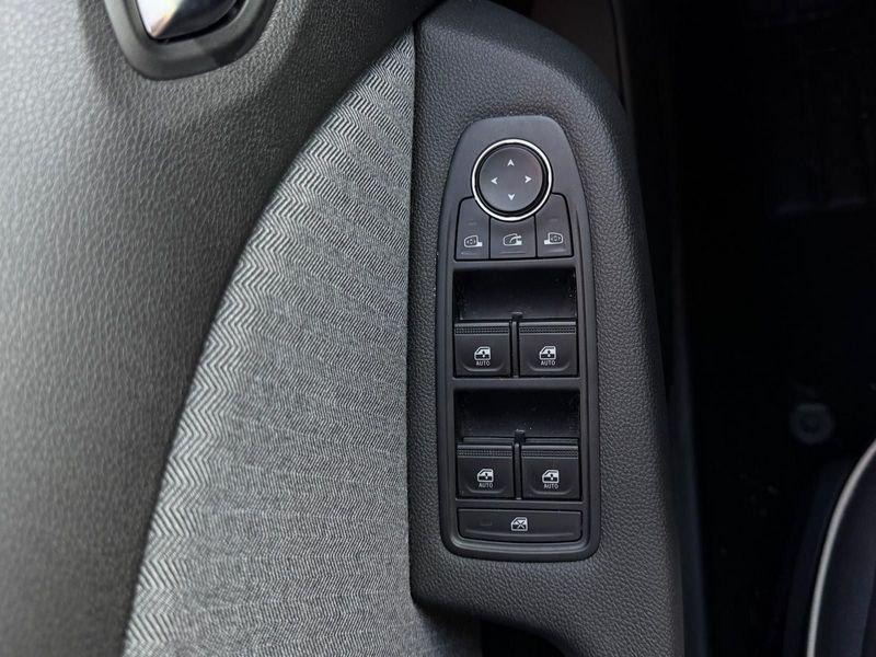 Renault Clio Clio 1.0 tce Techno 90cv "NERO ETOILE" +GPL