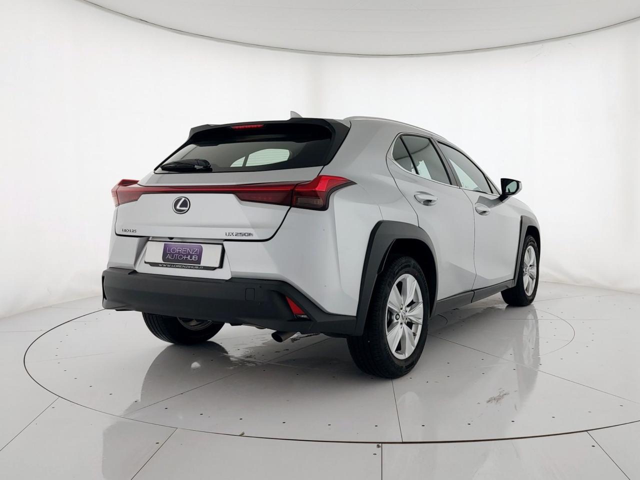 LEXUS UX 250h 2.0 Business 2wd cvt my20 ACC+CAMERA+ALCANTARA