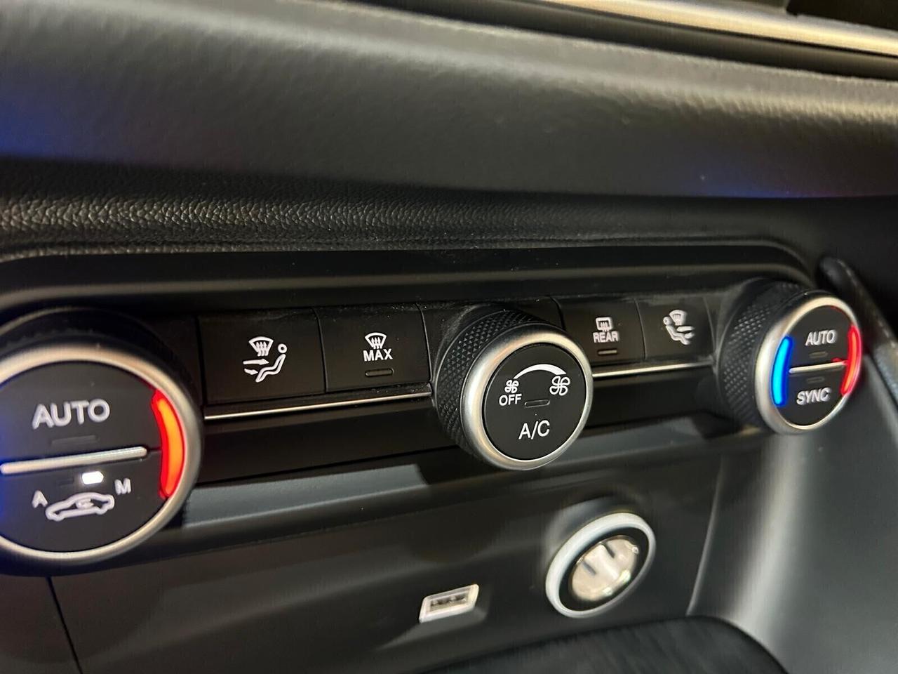 Alfa Romeo Stelvio BUSINESS 2.2 Turbodiesel AT8 Q4 53000 KM