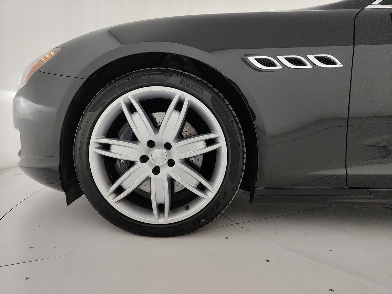 MASERATI Quattroporte VI 2013 - Quattroporte 3.0 V6 ds 275cv auto
