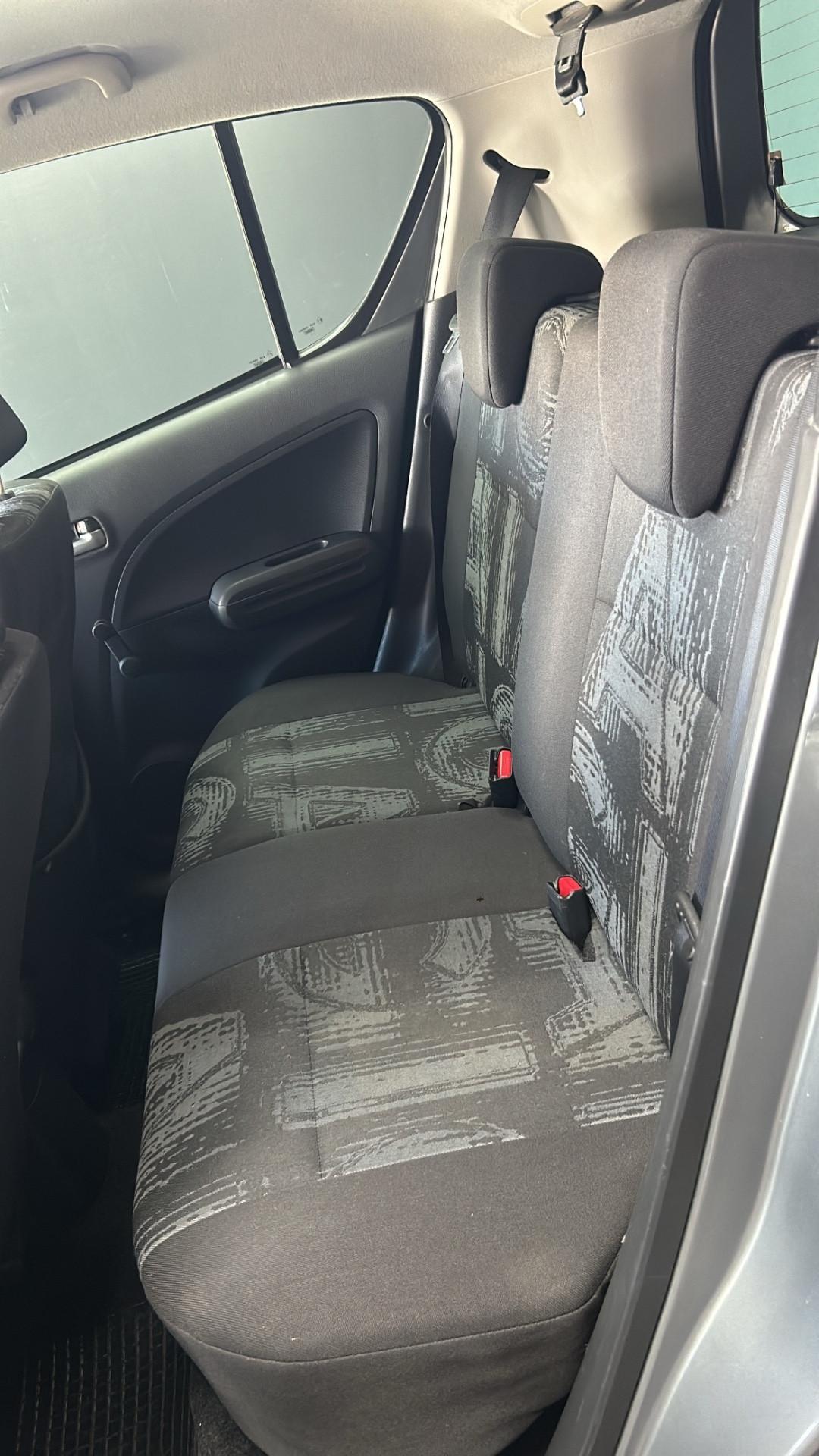 Opel Agila 1.2 Benzina AUTOMATICA 2012