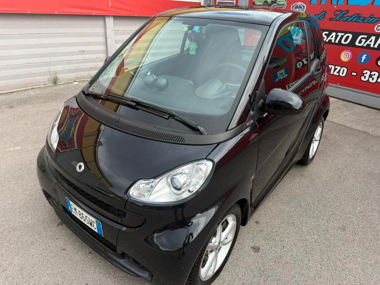 Smart ForTwo 1.0 71cv MHD coupé - 2012