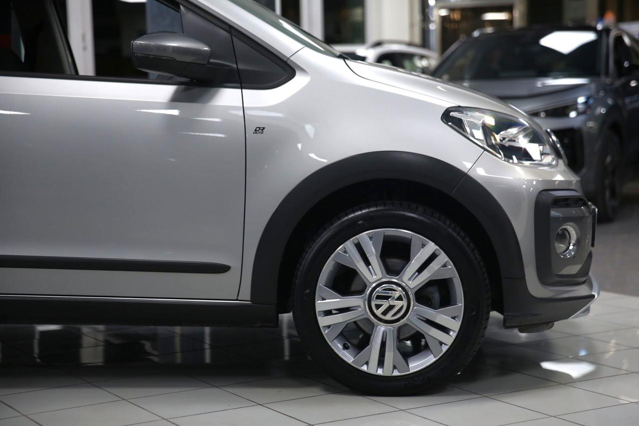 Volkswagen up! 1.0 75 CV Cross Up!