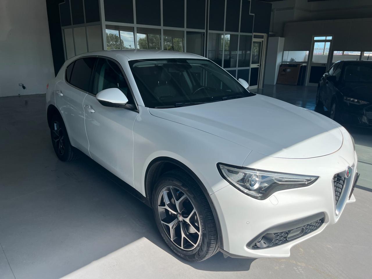 Alfa Romeo Stelvio 2.2 Turbodiesel 210 CV AT8 Q4 Super