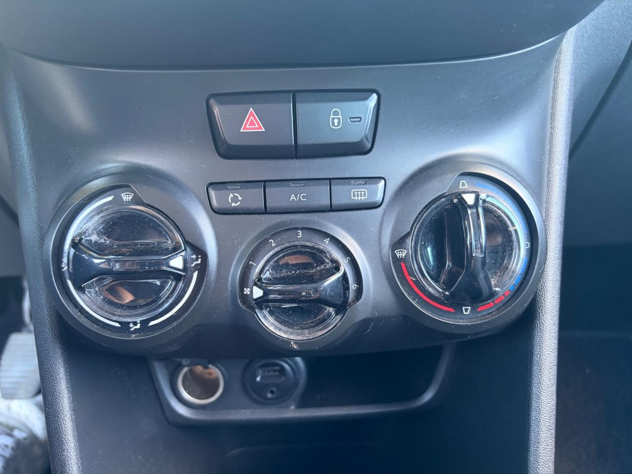 Peugeot 208 BlueHDi 75 5 porte Allure